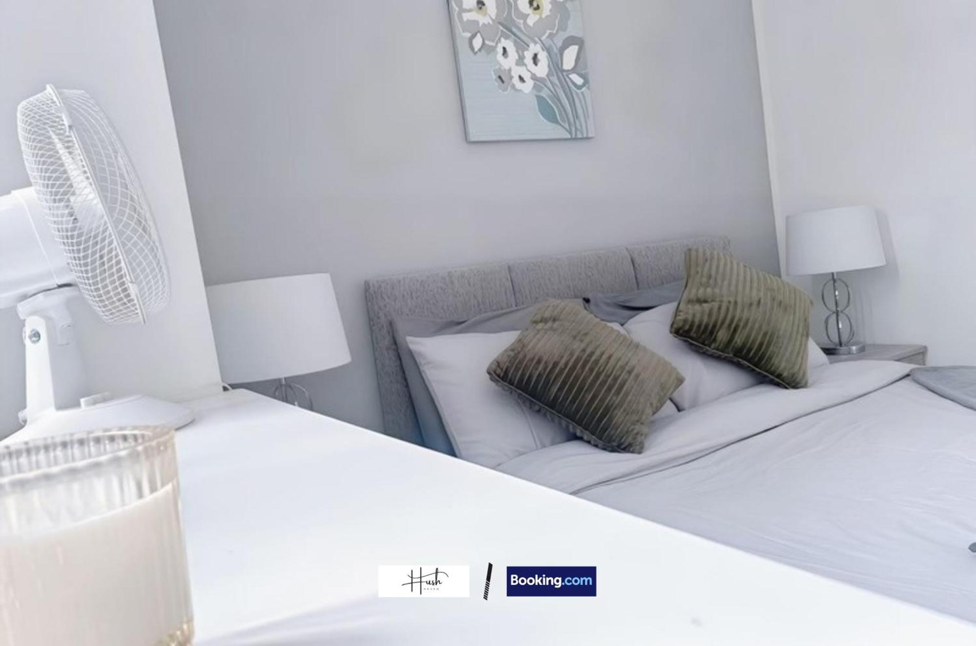 Apartment 2 Bedroom At Hush Haven Homes Short Lets And Serviced With Netflix, Games & Wi-fi *