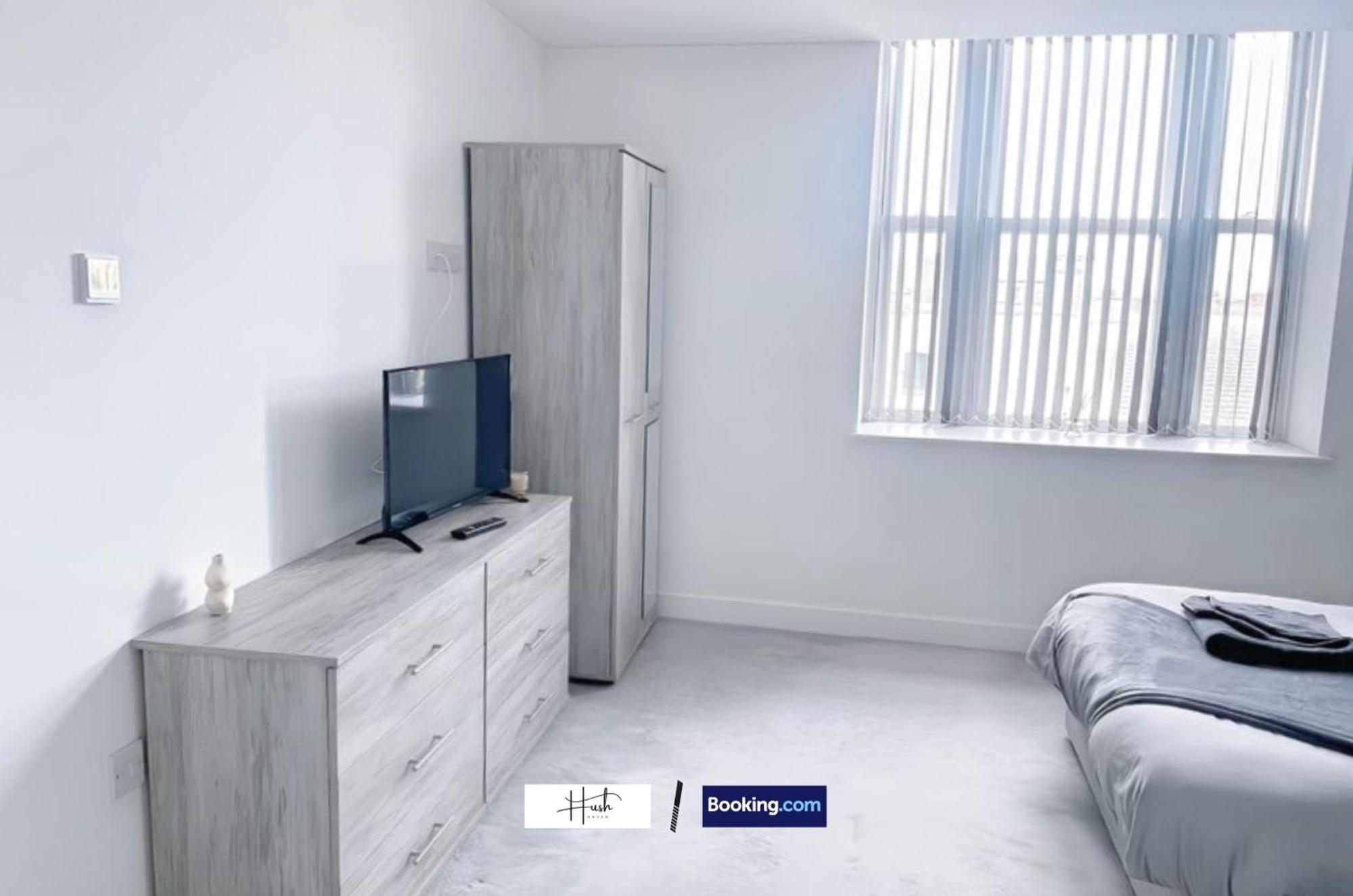 2 Bedroom At Hush Haven Homes Short Lets And Serviced With Netflix, Games & Wi-fi